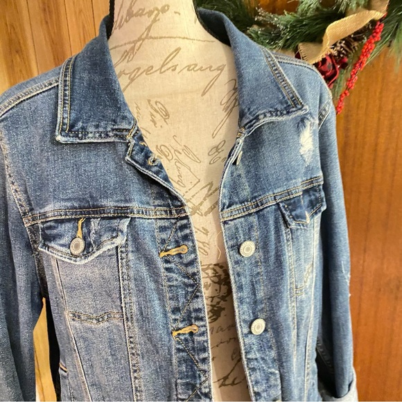 Jean jacket - Picture 2 of 5